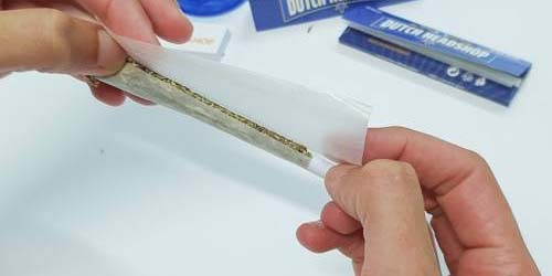 Comment Rouler un Joint ? (Avec Photos)